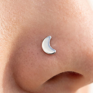 Nostril Piercing Stud – selection on linen