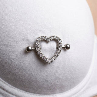 Nipple Piercing Heart Zirconia – getragen