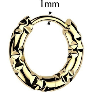Earring hammered facets 1 pair